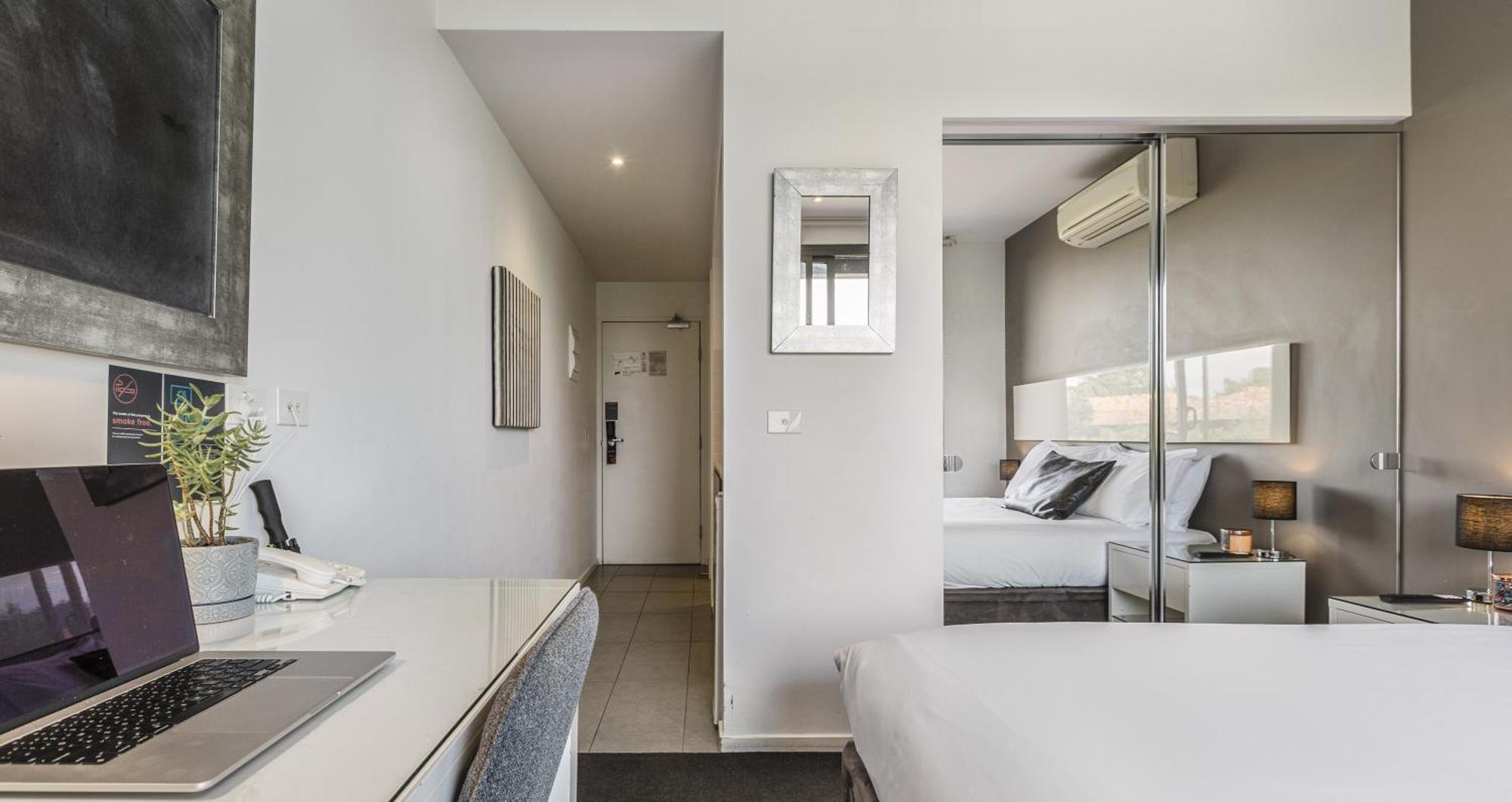 Punthill Oakleigh Aparthotel Екстериор снимка